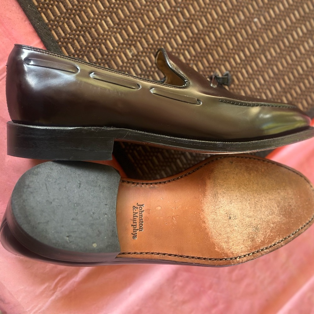 Johnston & Murphy Rich Brown Leather Tassel Loafers - Picture 7 of 8